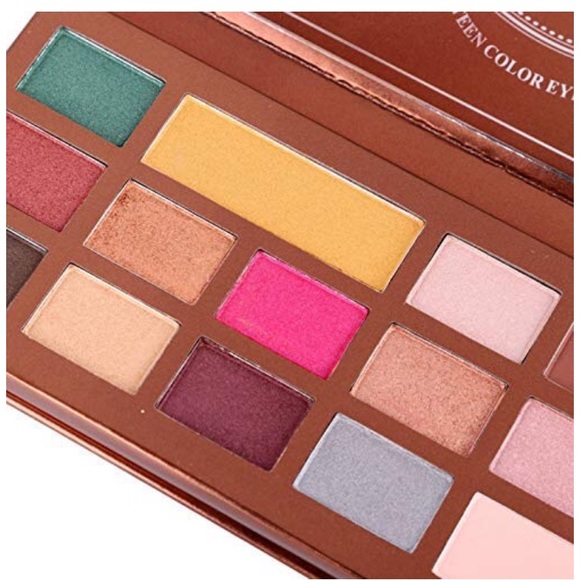 Perfect Myuango NWT High pigment palette + Brushes - Picture 2 of 8